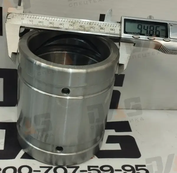 Втулка D=75х95 мм, L=110 мм (ковша нижняя) CDM863 оригинал