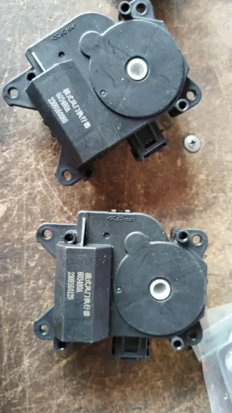 Электропривод заслонки климат контроля