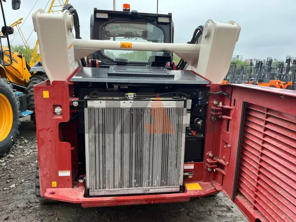 Мини-погрузчик Lonking CDM315T купить в Томске