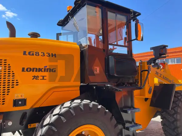 Фронтальный погрузчик Lonking LG833H купить в Томске