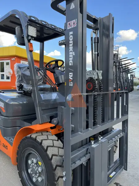Дизельный вилочный погрузчик Lonking FD30T купить в Томске