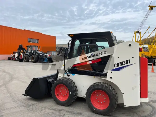 Мини-погрузчик Lonking CDM307 купить в Томске