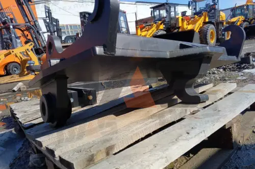 Адаптерная плита для ковша Lonking CDM856H Agri на лесозахват
