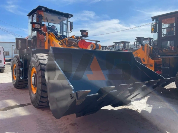 Фронтальный погрузчик Lonking CDM853H (в габарите) купить в Томске
