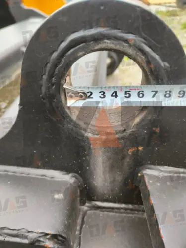 Адаптерная плита для ковша Lonking CDM856H Agri на лесозахват