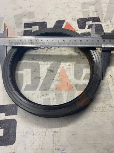 Сальник 140х170х21 (бортового редуктора) LG876