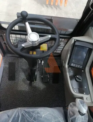 Экскаватор Lonking CDM6150W (колесный) купить в Томске